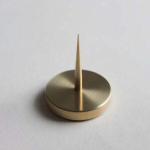 Kerzen Spike Messing